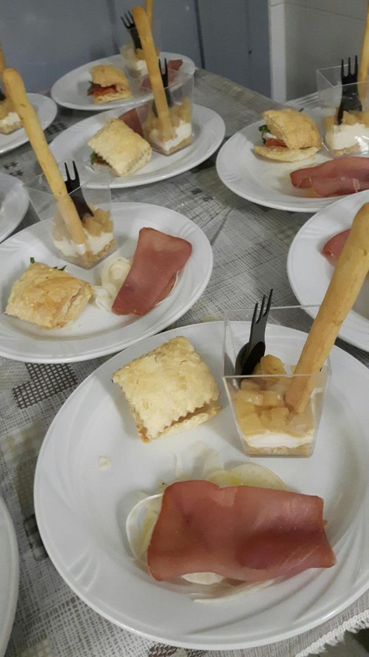 Готель Trattoria Bar Pace Re Екстер'єр фото